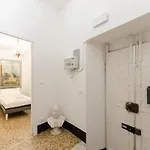 Joivy Ideal Flat Near Aquarium Gênes