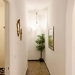 Joivy Ideal Flat Near Aquarium Gênes